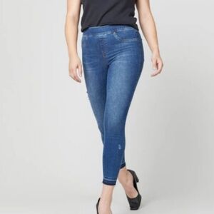 Spanx distressed ankle jeans size small